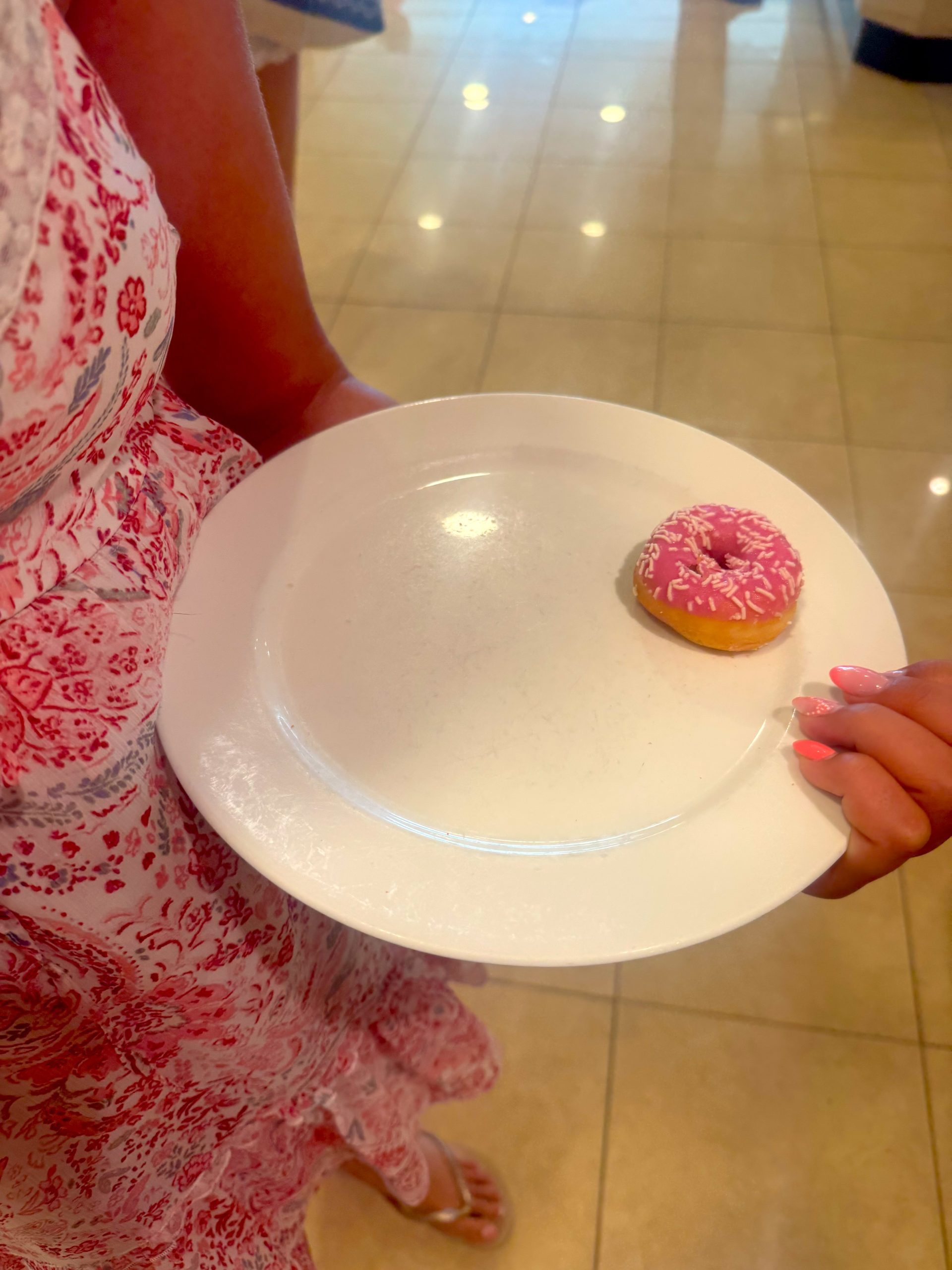 Donut auf einem Teller